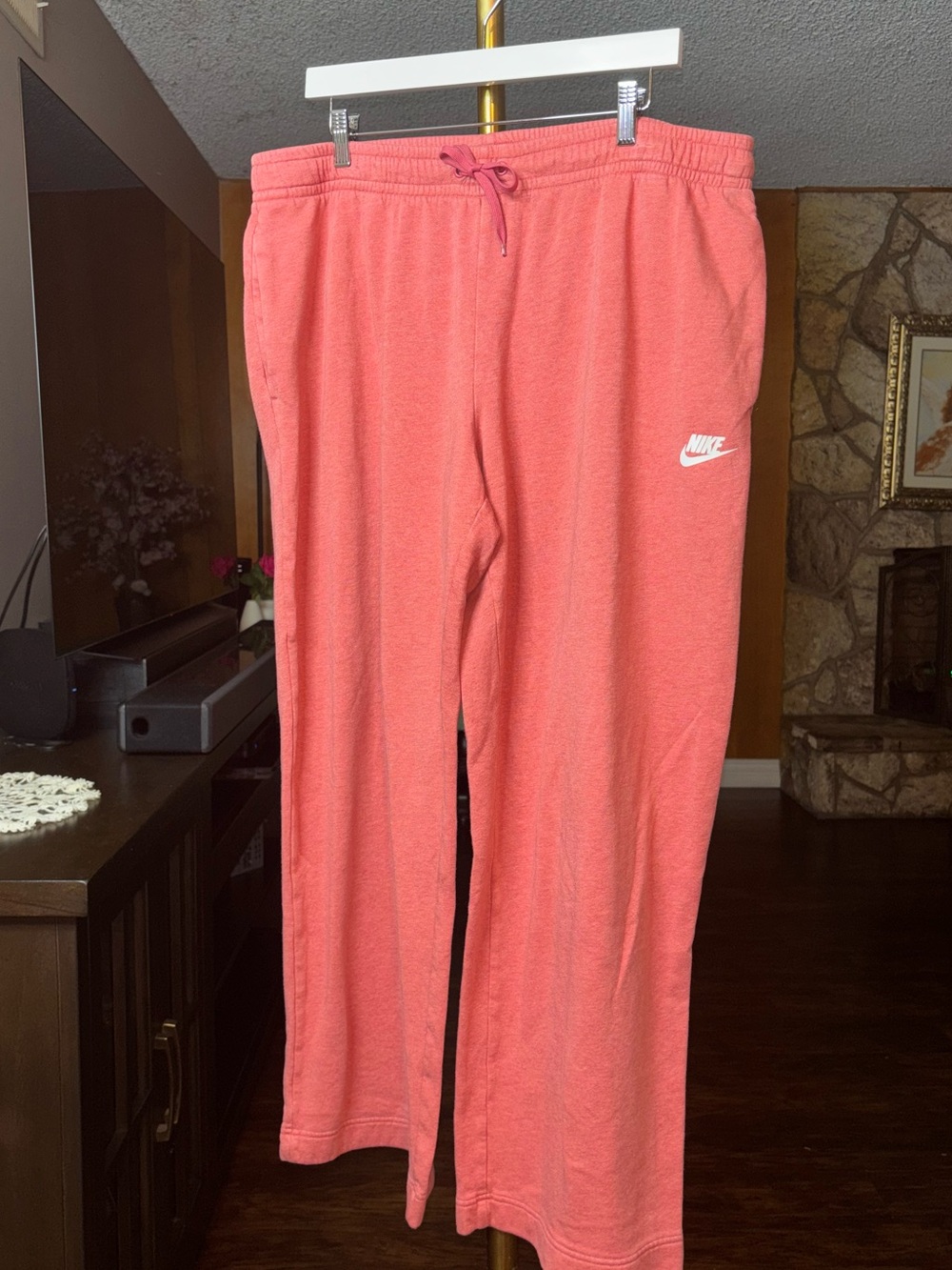 Nike Coral Pink Fleece Sweatpants